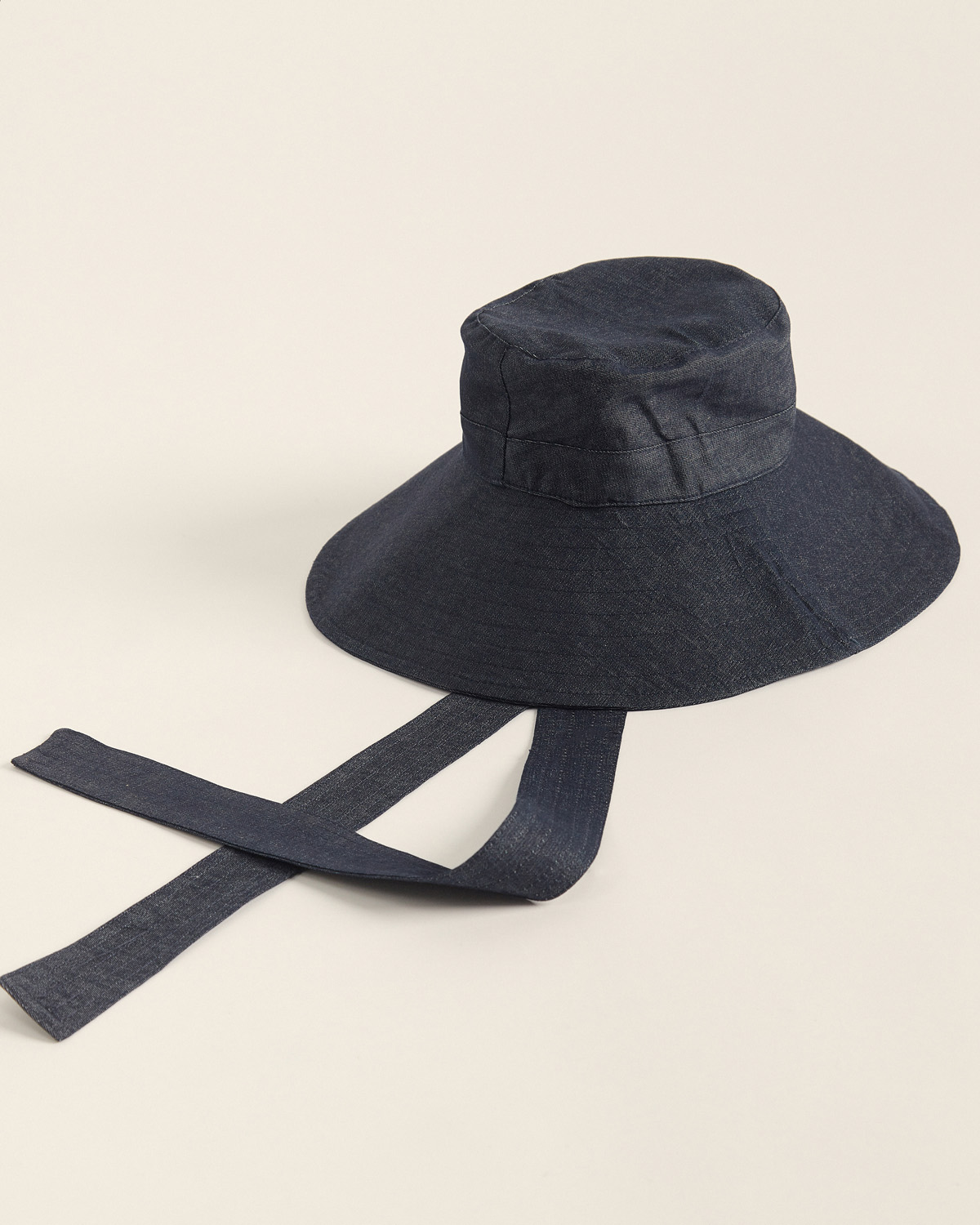 Sombrero ala ancha golondrina